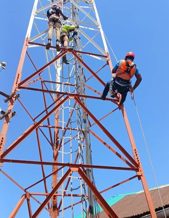 High-Tech Sarl : Un acteur technique de confiance dans le 335 MOD RAN Project pour Vodacom RDC