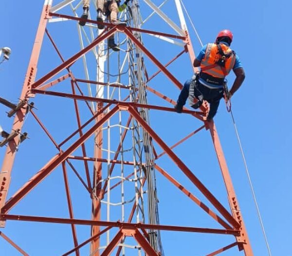 High-Tech Sarl : Un acteur technique de confiance dans le 335 MOD RAN Project pour Vodacom RDC